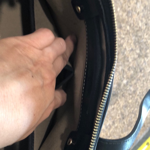 Dooney & Bourke black leather with DB monogram bag - Picture 13 of 15